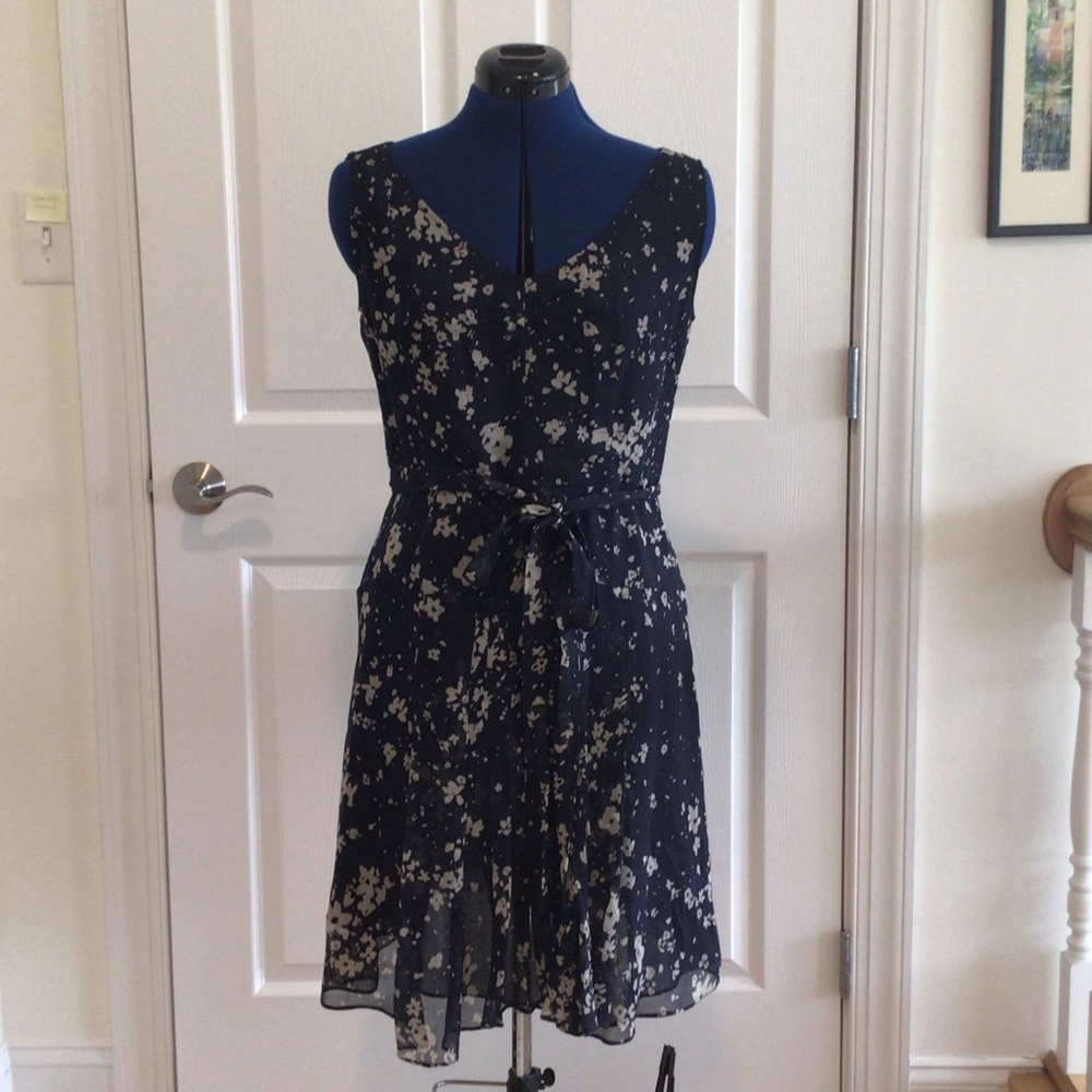 Burberry Brit silk lined dress, navy & creme sz 10